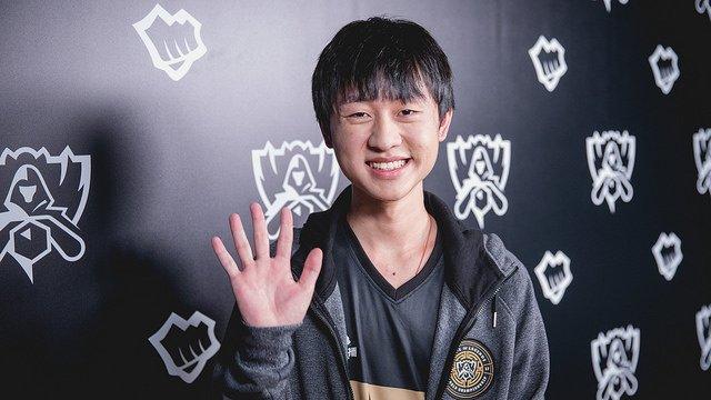 随着每个赛